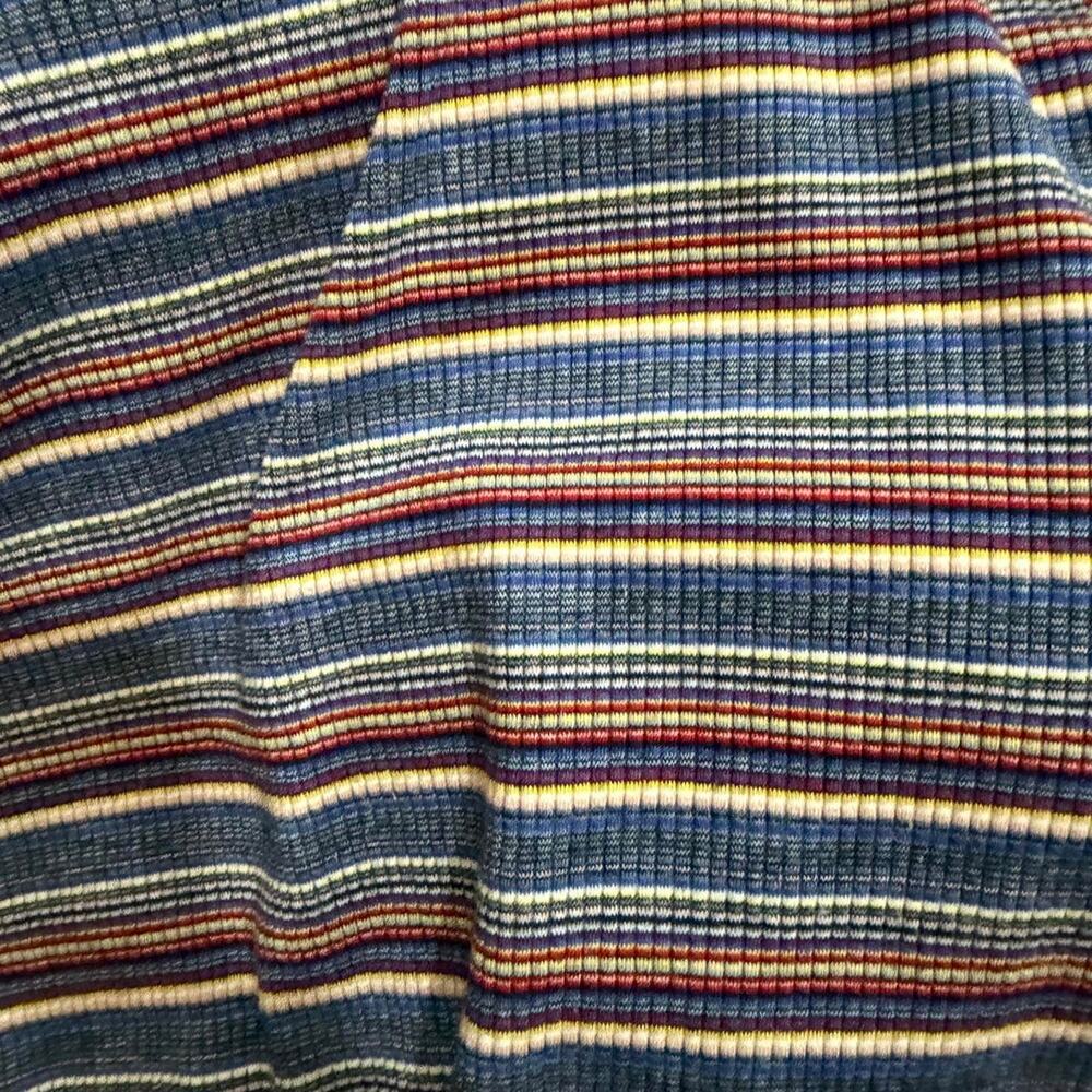 horizontal striped top - Picture 3 of 4
